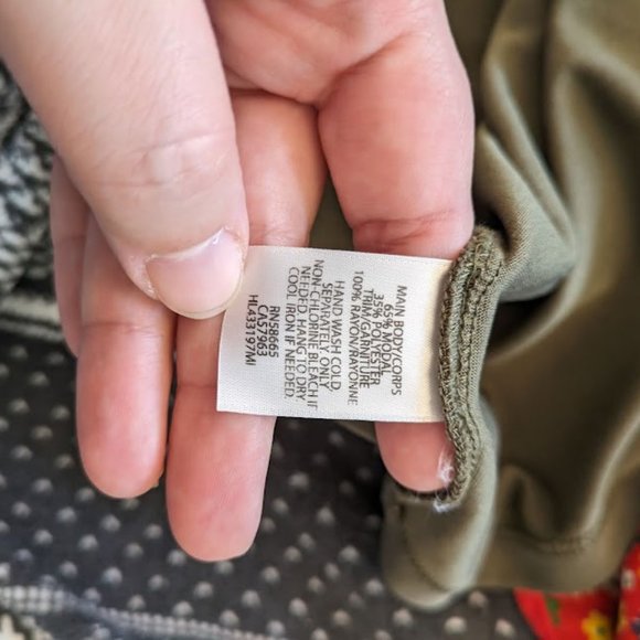 Chelsea 28 Olive Green Twist Bottom Blouse Size XXS - Picture 8 of 8